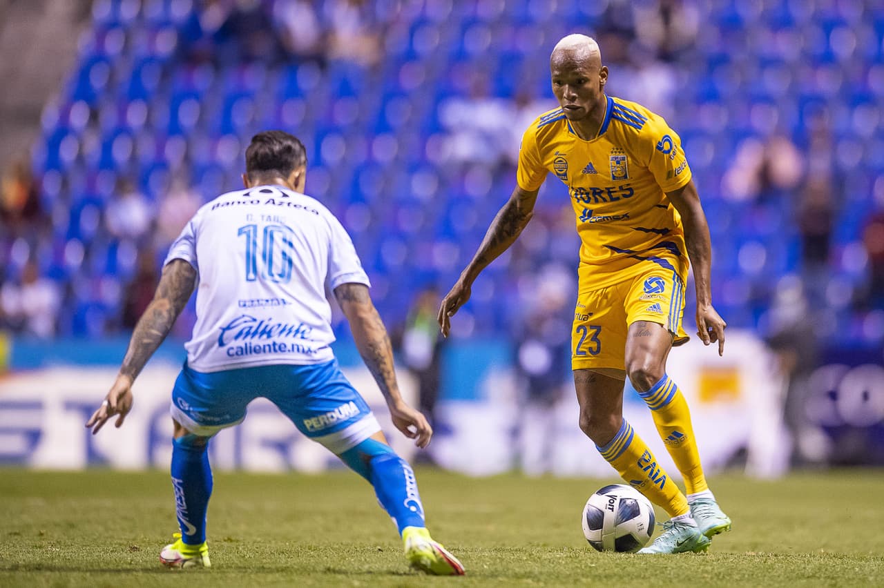 Puebla tompo la ventaja la minuto 40+5 de la mano de Fernando Aristeguieta y Nico López se encargó de empatar el encuentro al minuto 56.