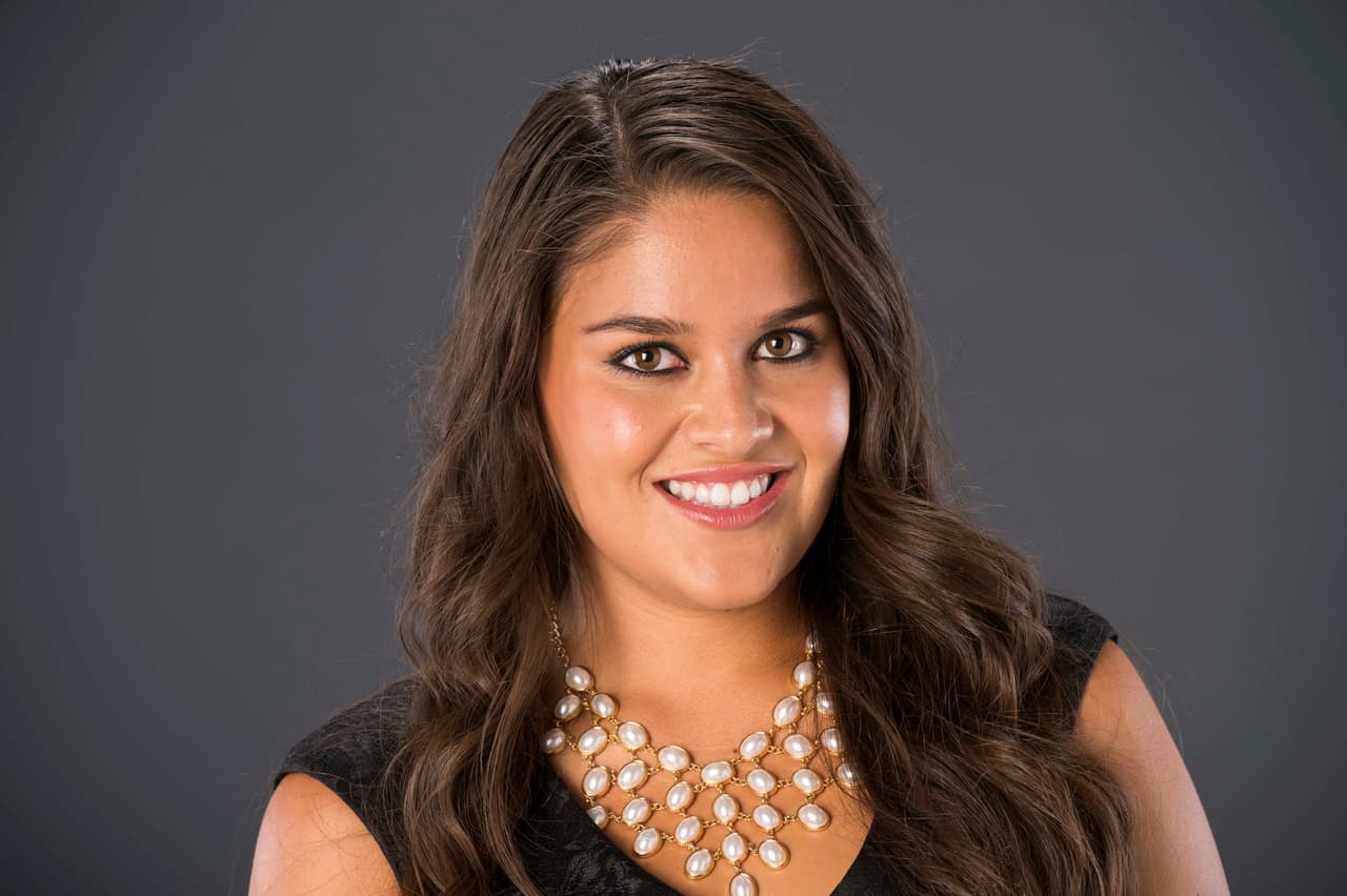 Liliana Hernández tiene 19 años y es de Modesto, California. Estudia pedagogía en Educación Física.