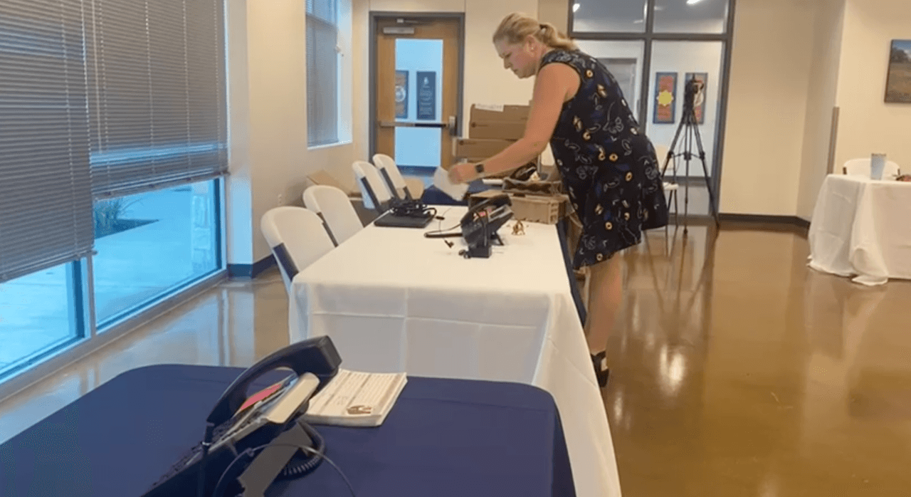 Habrá 15 teléfonos instalados en el Comando del Área de Austin del Salvation Army para contestar las llamadas del público que deseen donar.