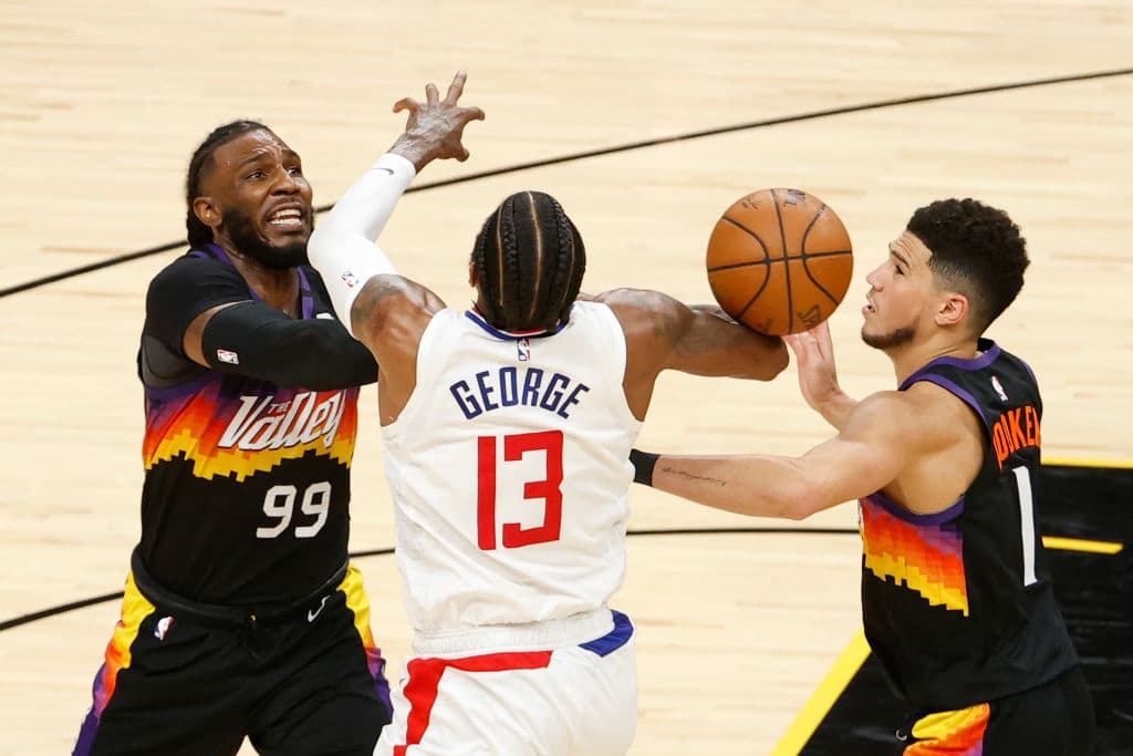 La canasta de último segundo de Deandre Ayton le da la victoria a los Pheonix Suns 103-104 sobre Los Angeles Clippers.