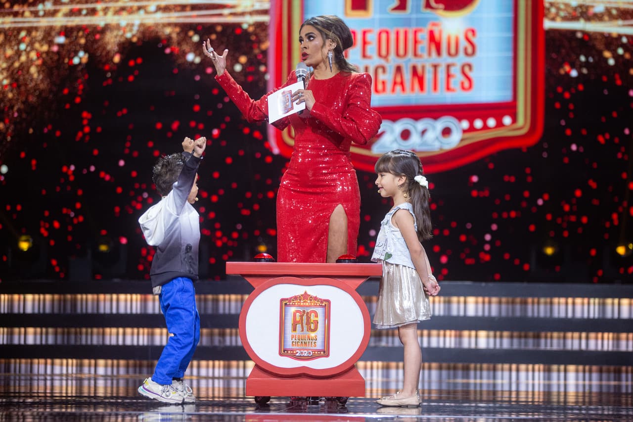 Como parte del concurso, Galilea les pasó una fotografía en la pantalla de Eduardo Capetillo, esposo de Biby Gaytán, aquí los carismáticos tenían que adivinar quién estaba en la pantalla, sin embargo ninguno atinó. Mariano dijo que era el expresidente de México, Enrique Peña Nieto, mientras que Nadia lo confundió con su artista favorito, Carlos Rivera.