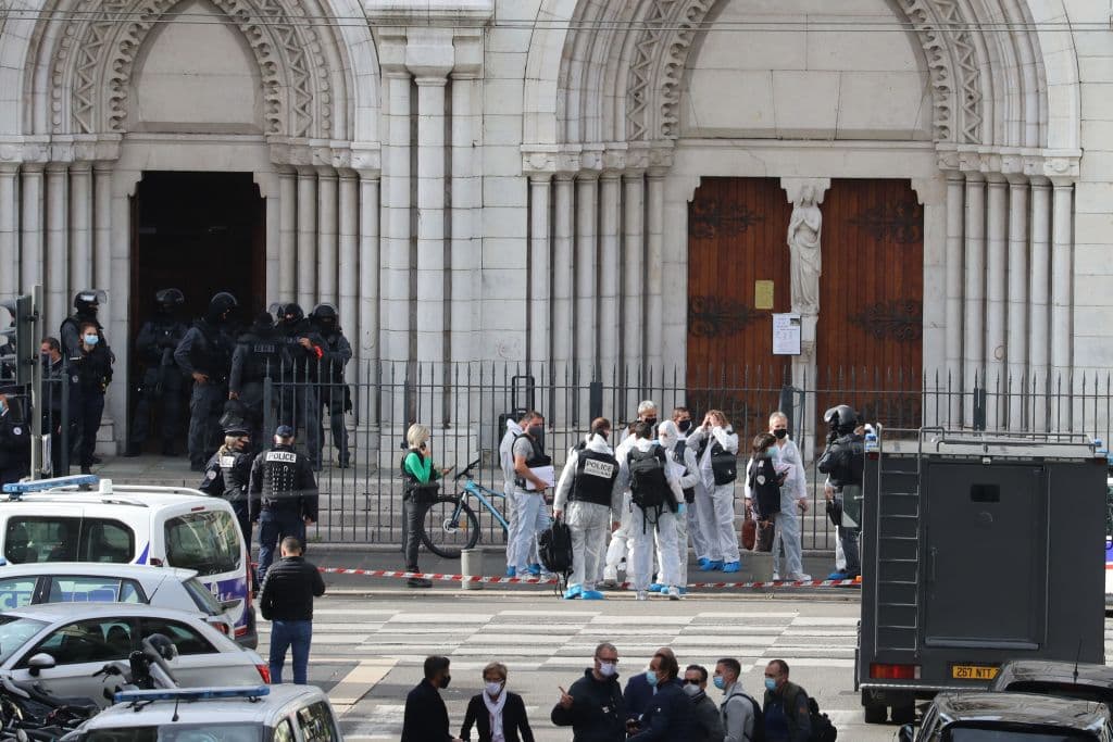 Al menos tres muertos deja un ataque con arma blanca en una iglesia en Francia