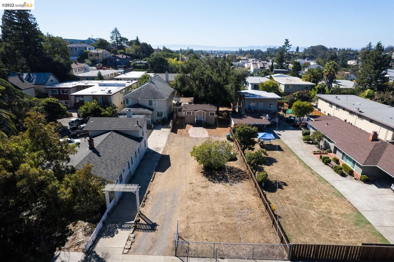 Para la zona en la que se encuentra podría parecer un precio bastante económico, pero algunos se han sorprendido por el costo debido a que la vivienda es de apenas 480 pies cuadrados.