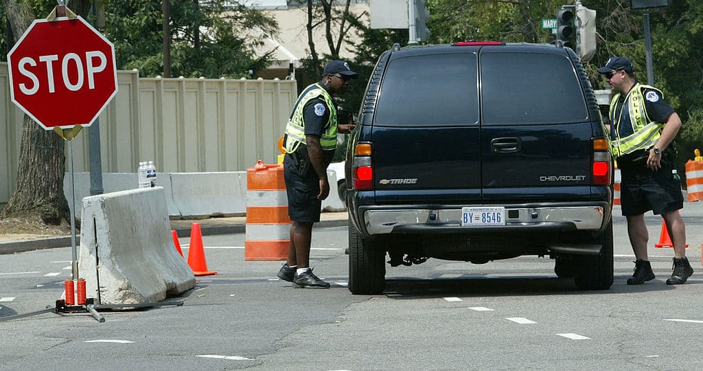 Departamento de Justicia reanudará la confiscación de bienes a sospechosos, aunque no hayan cometido delito