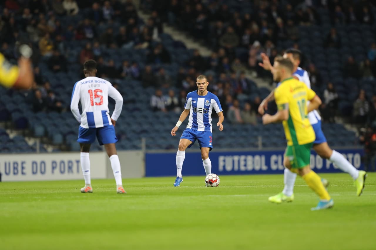 Porto no afloja el paso y se mantiene a un triunfo del liderato en la Primeira Liga de Portugal.