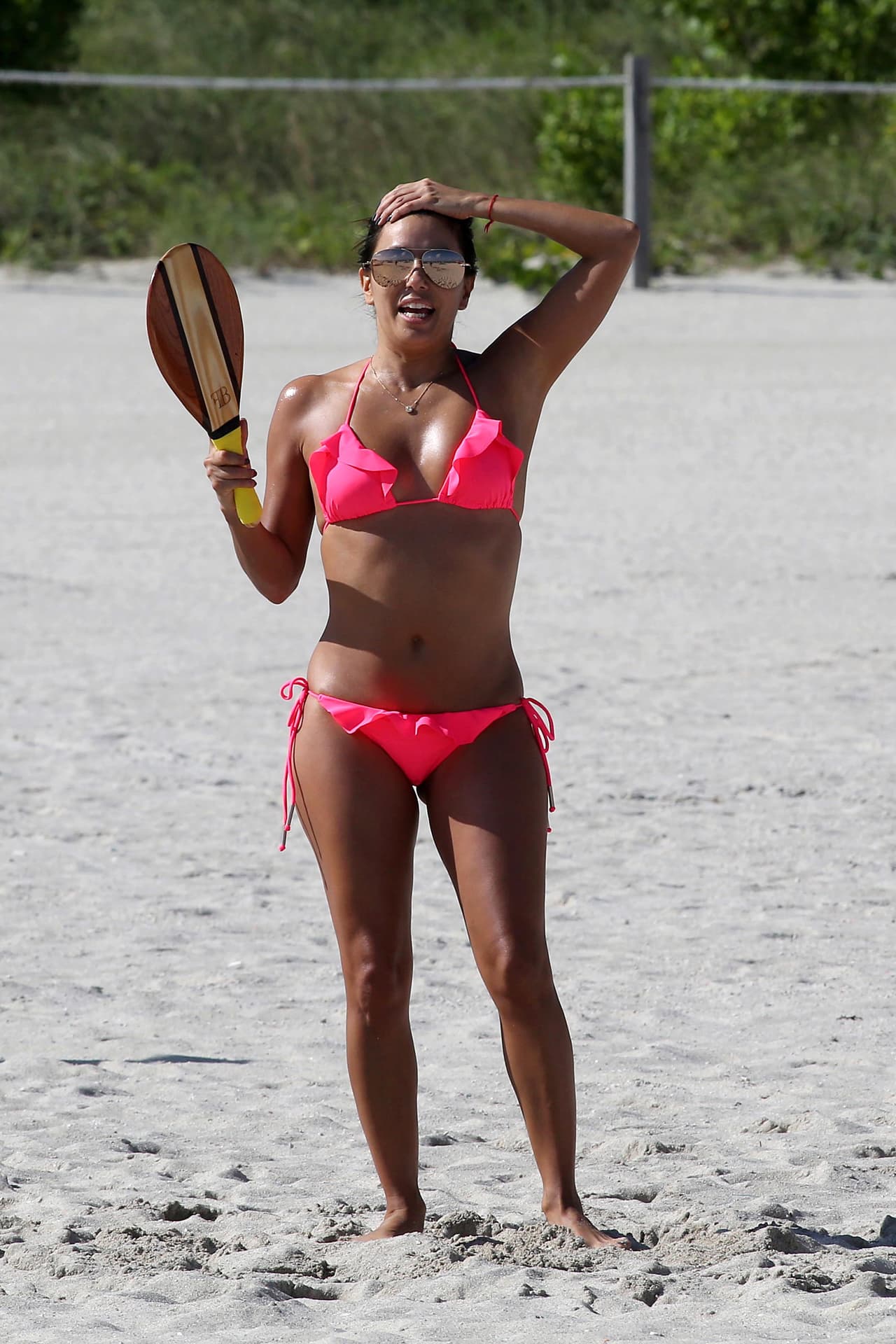 Eva se puso juguetona.