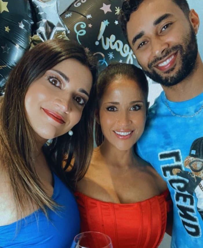 Los días de descanso que se tomó a kilómetros de distancia de casa resultaron aún más especiales porque los está pasando con sus dos hijos, Kobe y Adieny.