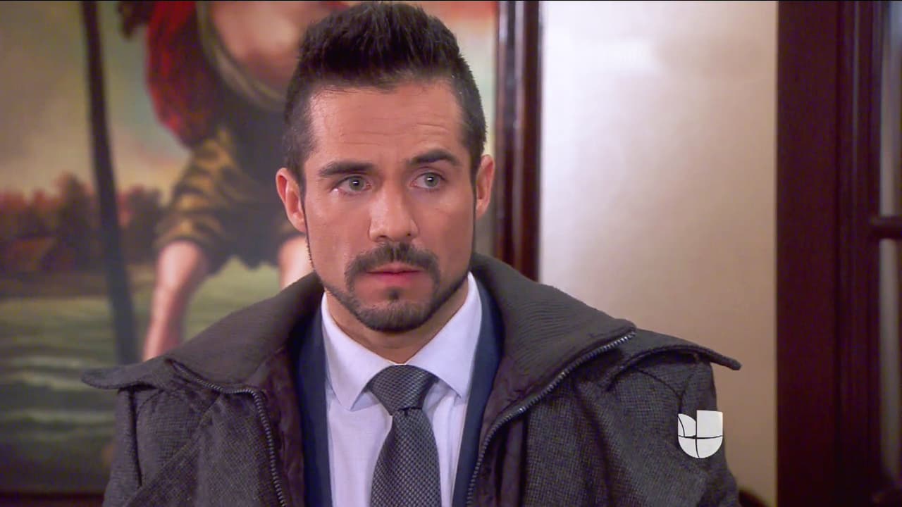 Pedro explotó de furia contra su abuela al negarle la oportunidad de amar a Fiorella. ¿Se quedará sin su cariño?