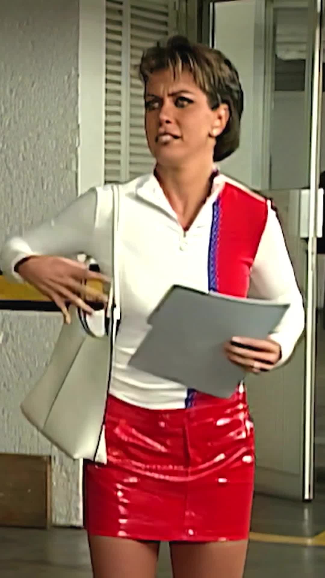 Ramón pone un alto a Rebeca