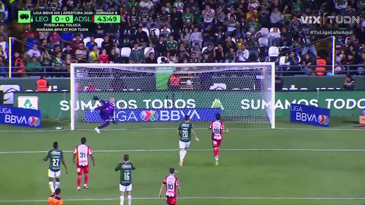 ¡Nos ponemos de pie ante la tremenda atajada de Lajud!