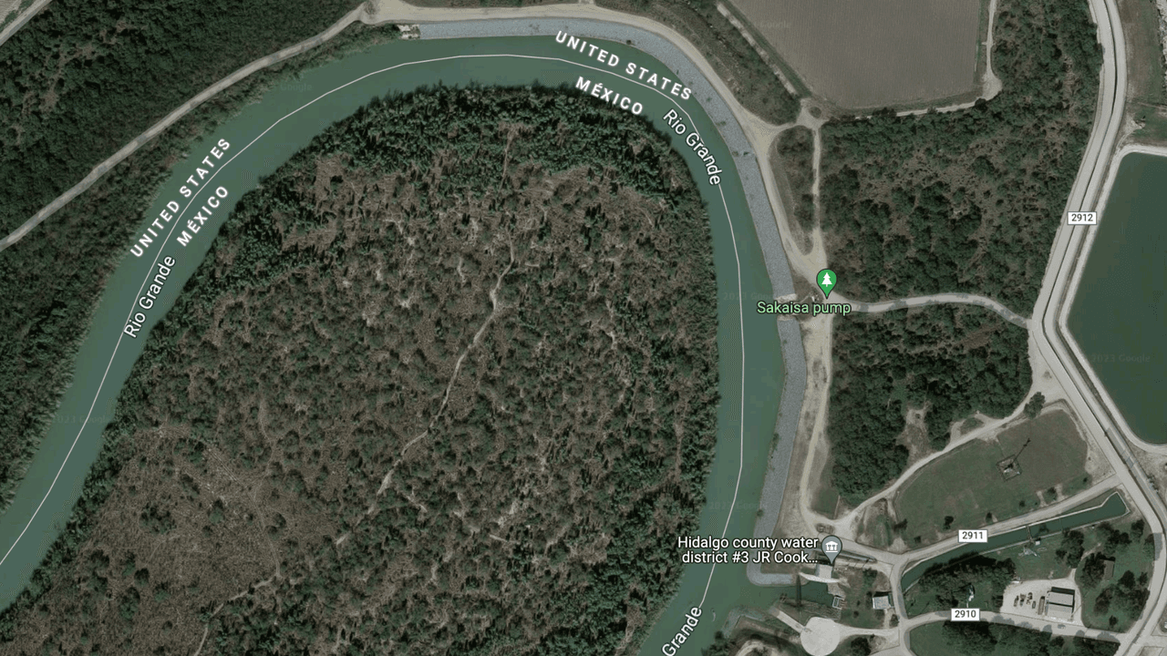 Esta es la probable zona donde se encuentra un muro elevado entre Estados Unidos y México, en el condado de Hidalgo.