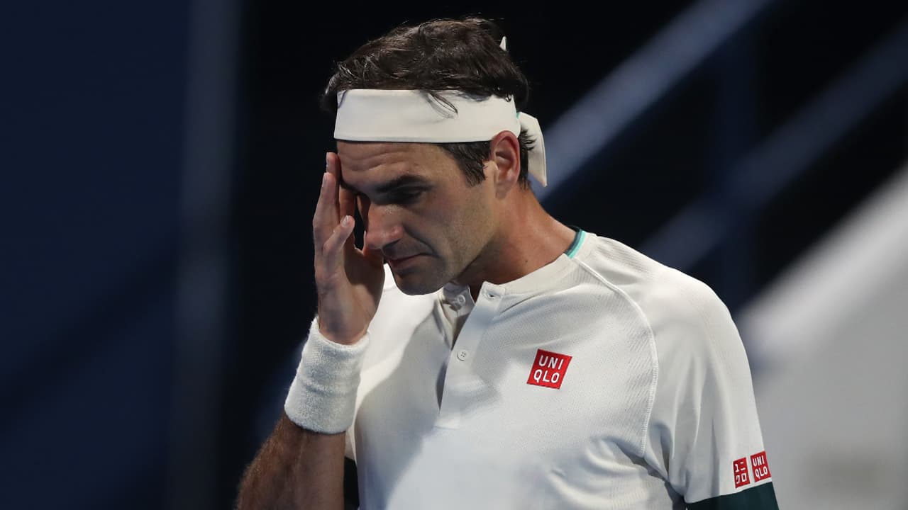 Roger Federer todavía no está a punto y fue eliminado en Doha