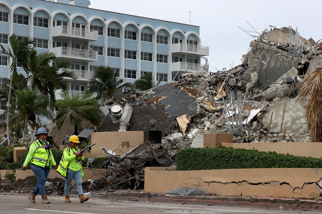 La cifra de muertes por el derrumbe de Champlain Towers llegó el martes 6 de julio a 36, mientras que hay 109 desaparecidos.