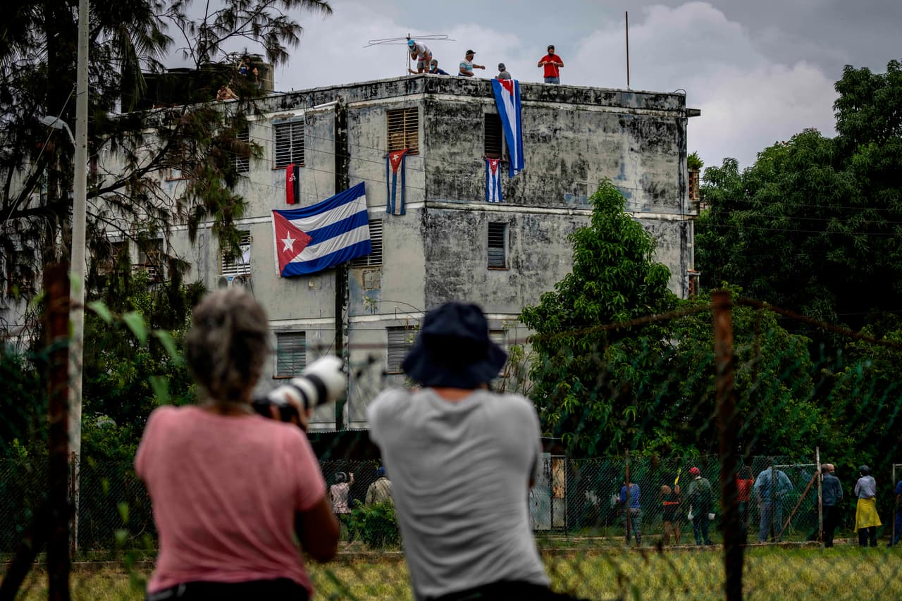 Cuba intenta reprimir la disidencia para prevenir nuevas protestas