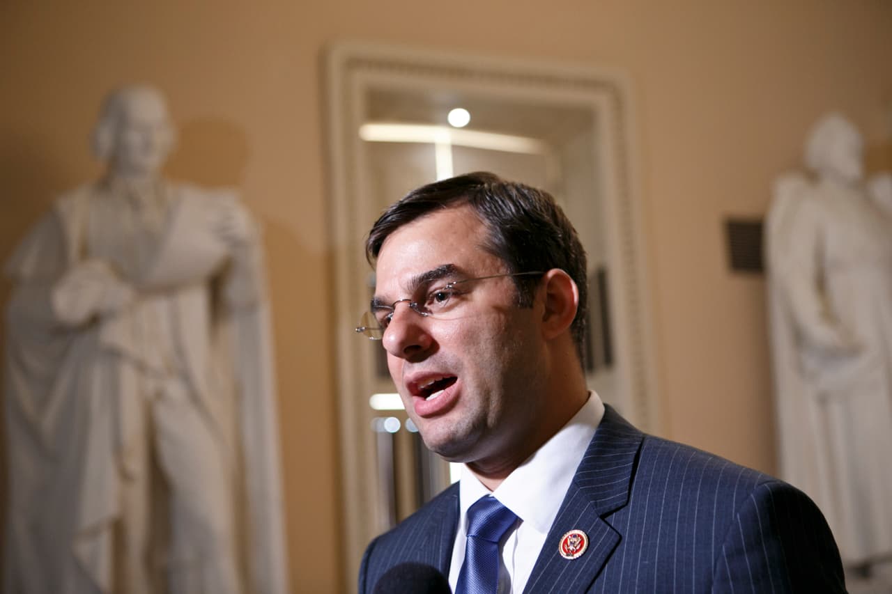 Justin Amash: el primer congresista republicano que plantea un 'impeachment' a Trump
