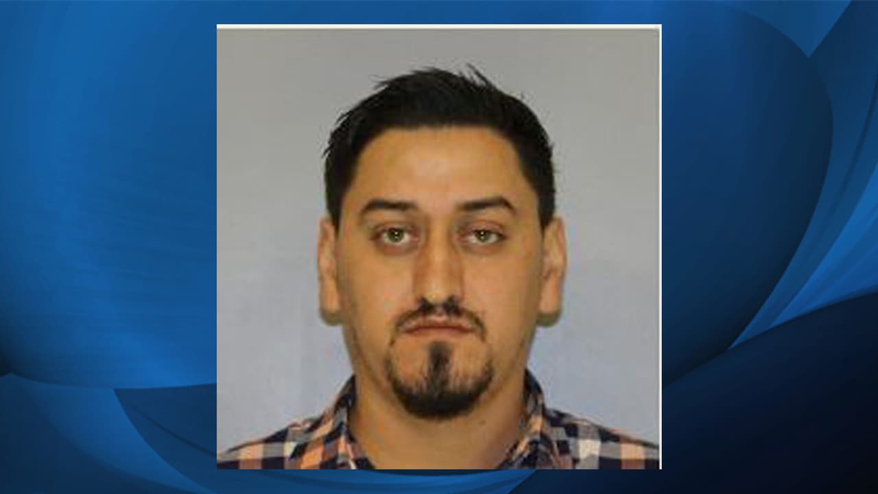 Tras las rejas hombre que presuntamente apuntó su arma a conductor en Georgia