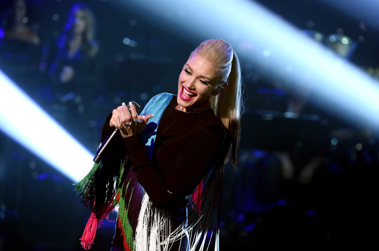 LOS ANGELES, CA - OCTOBER 14: In this handout photo provided by One Voice: Somos Live!, singer Gwen Stefani performs onstage during "One Voice: Somos Live! A Concert For Disaster Relief" at the Universal Studios Lot on October 14, 2017 in Los Angeles, California. (Photo by Kevin Winter/One Voice: Somos Live!/Getty Images)