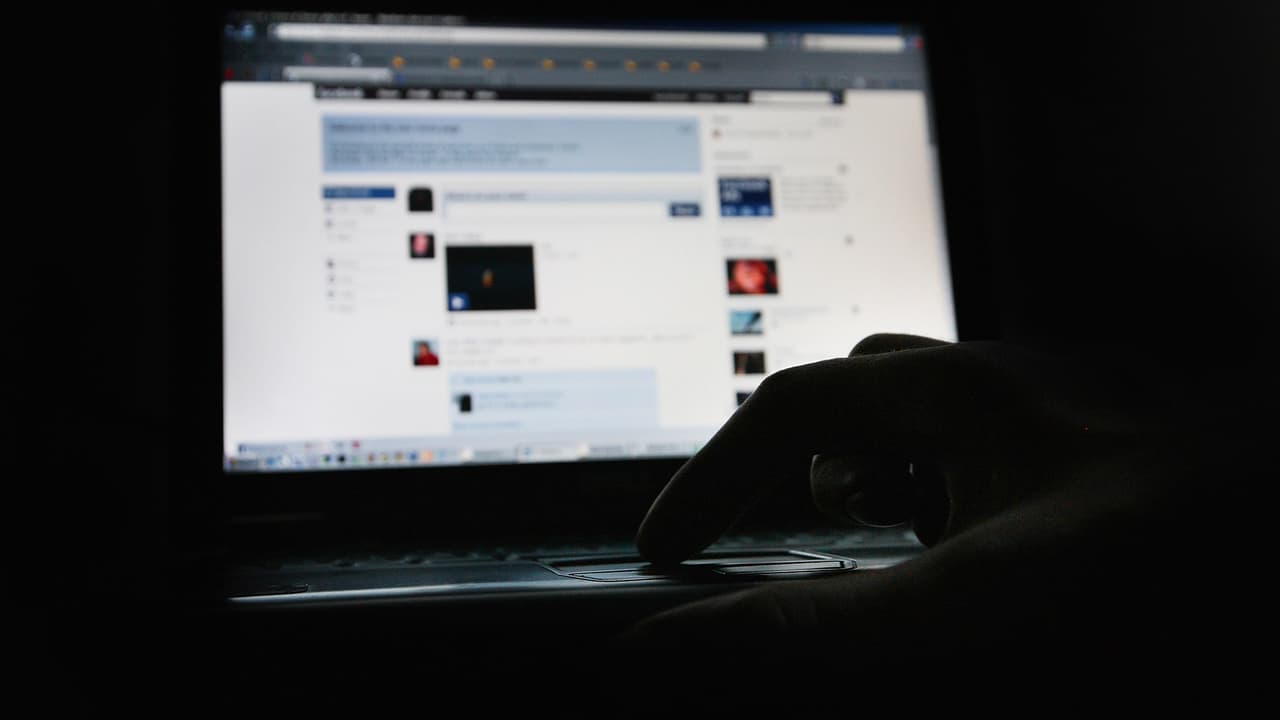 Madre de menor de Chicago cuyo ataque sexual fue trasmitido en Facebook  denuncia que su familia sigue siendo acosada