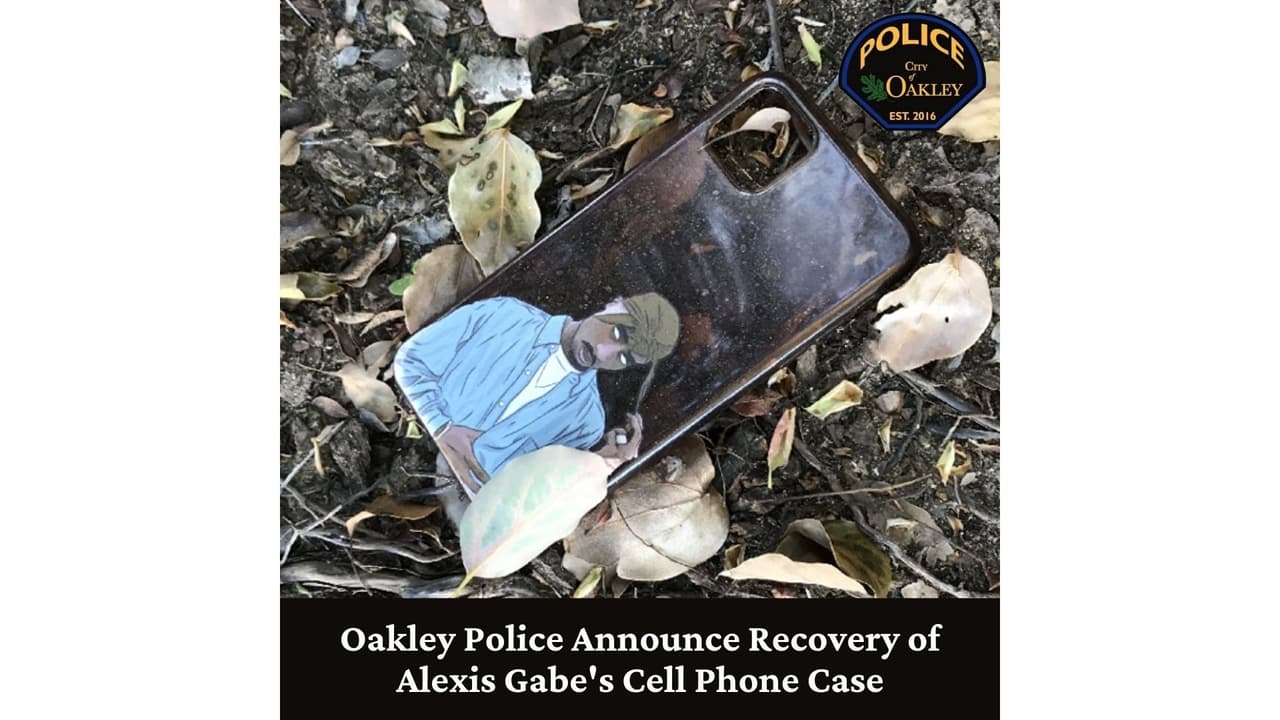 Esta es la funda hallada en Antioch y que recuperó la policía de Oakley.