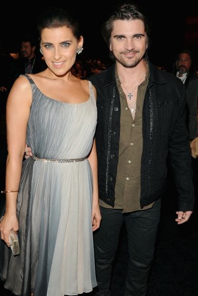 Tras bambalinas la vimos muy sonriente con Juanes, ambos tienen una gran amistad de años.