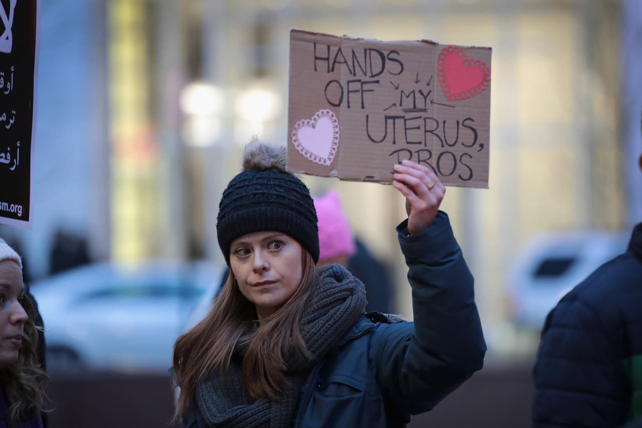 Biden y los demócratas toman medidas para proteger el derecho al aborto, ¿qué tan lejos llegan?