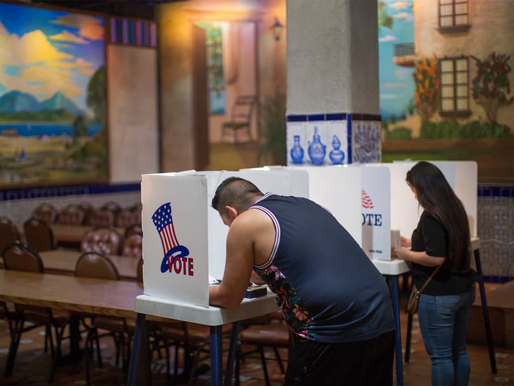 Menos crimen y un mejor costo de vida: lo que esperan los hispanos del futuro alcalde de NYC