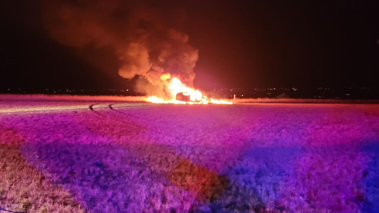 Una camioneta que transportaba inmigrantes se estrelló cerca de la estación de Naco, Arizona.