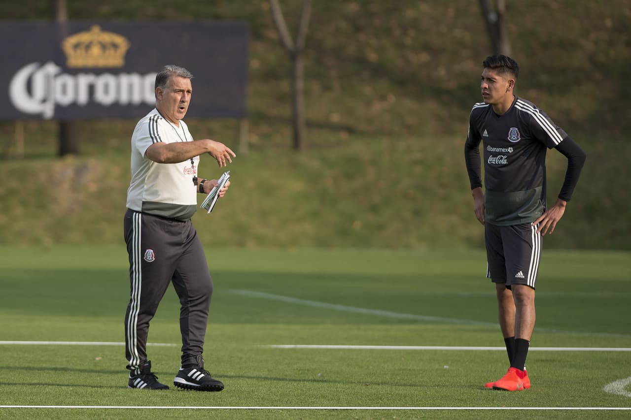 Detallista, enérgico, atento y muy dinámico se notó al argentino Gerardo Martino en su primer entrenamiento como director técnico de México en el Centro de Alto Rendimiento en la Ciudad de Mexico.