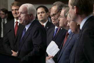 NALEO premia al Grupo de los Ocho del Senado por la reforma migratoria