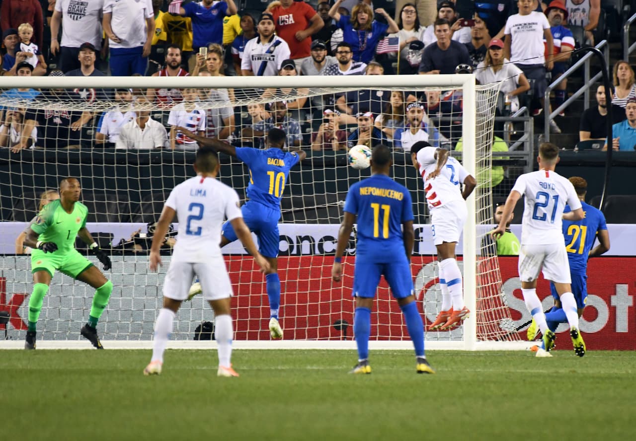Fue un cabezazo de Weston Mckennie (8) el factor que marcó la diferencia, el 1-0 a favor de Estados Unidos sobre Curazao.
