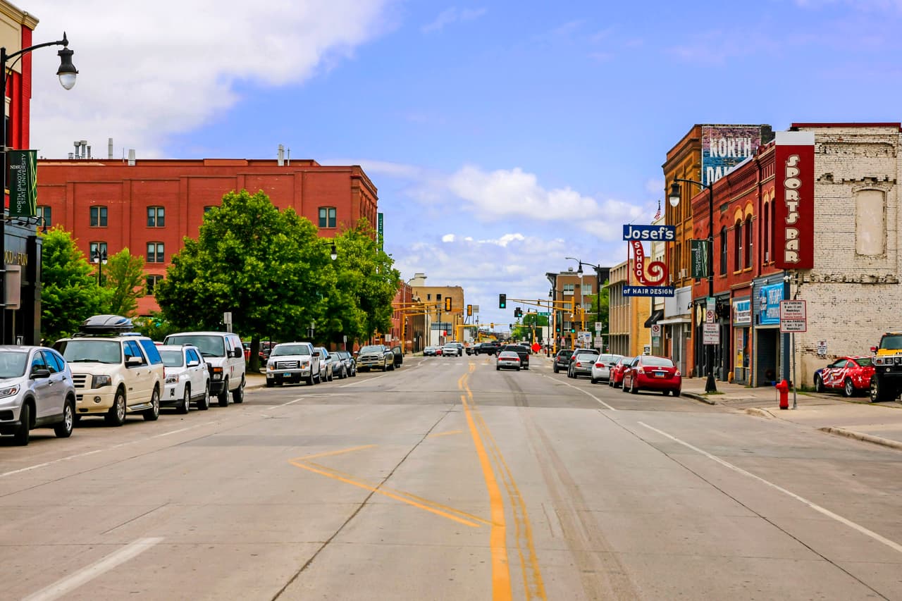 <b>Puesto 2. Fargo, Dakota del Norte. 124,662 habitantes.</b>
<br>
<br>Precio promedio del alquiler según el estudio: 
<b>604 dólares al mes</b>.
<br>
<br>Precio promedio del alquiler de un departamento de una habitación: 
<b>776 dólares al mes</b>.
<br>
<br>Precio promedio del alquiler de un departamento de dos habitaciones: 
<b>851 dólares al mes</b>.