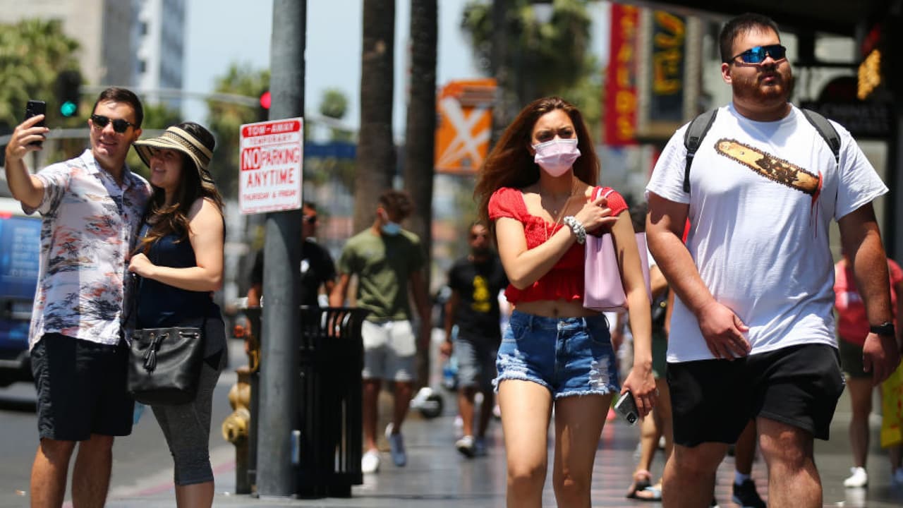 El gobernador de California, Gavin Newsom, declaró el fin del órdenes de emergencia por el coronavirus, medida que permite regresar a una cierta normalidad en el estado dorado.