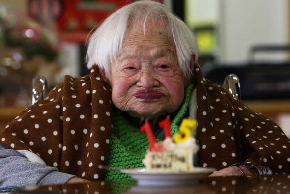 Misao Okawa tuvo tres hijos, de los que sobreviven dos, tiene cuatro nietos y seis bis nietos.