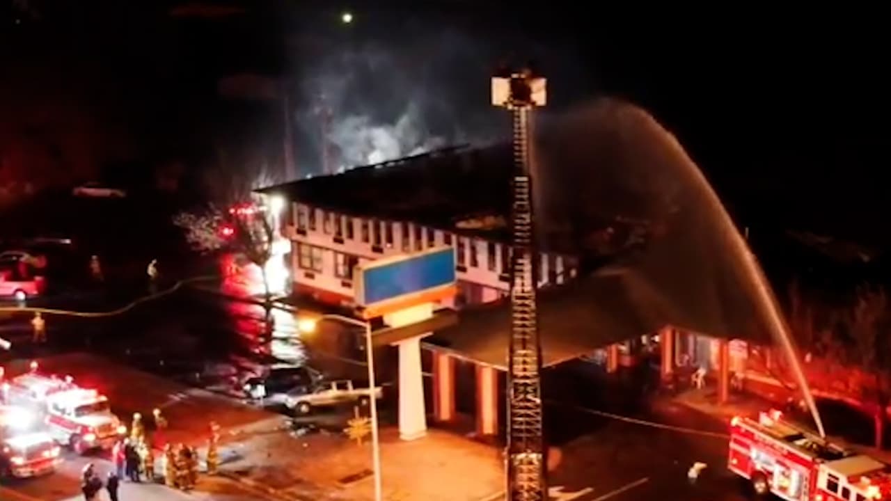 Se incendia antiguo motel en Richfield; no hubo heridos 