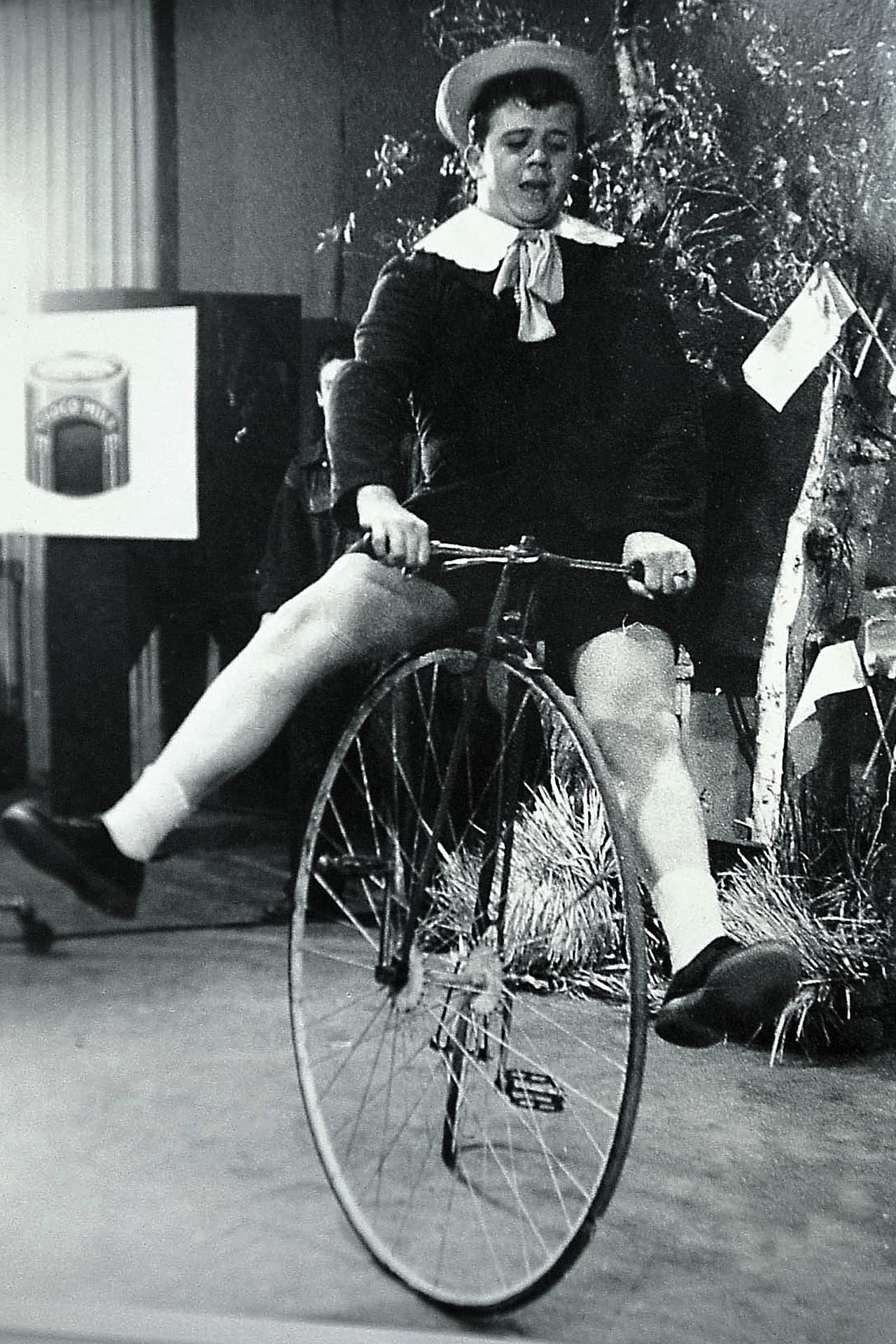 "No sé. Como ya son gente nueva, 
<b>no sé cuándo me llamen</b>", comentó 'Chabelo', durante una entrevista transmitida por el programa 
<b><a href="https://www.youtube.com/watch?v=Ya3dnTRd4BM" target="_blank">Sale el Sol</a></b>.