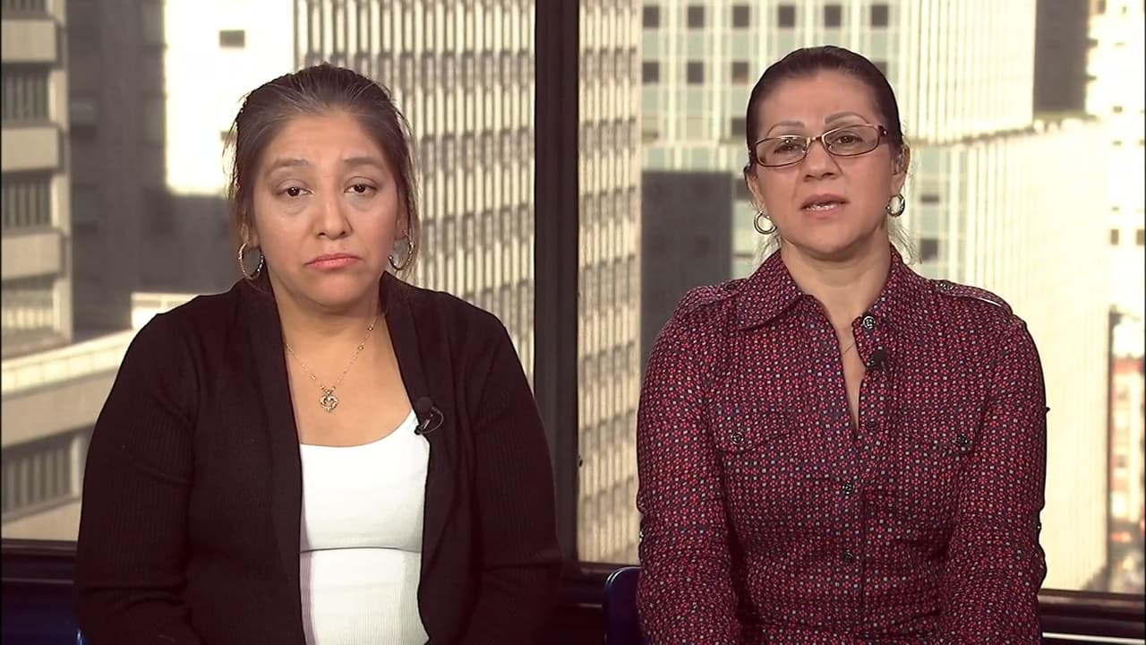 Los representantes Jimmy Gómez (California) y Bonnie Watson Coleman (Nueva Jersey) invitaron a la costaricense Sandra Díaz y la guatemalteca Victorina Morales. Ambas, inmigrante indocumentadas, 
<a href="https://www.univision.com/shows/al-punto/jorge-ramos-habla-con-dos-mujeres-aseguran-haber-trabajado-indocumentadas-para-donald-trump-video">trabajaron en el Trump National Golf Club en Bedminster</a>, Nueva York.