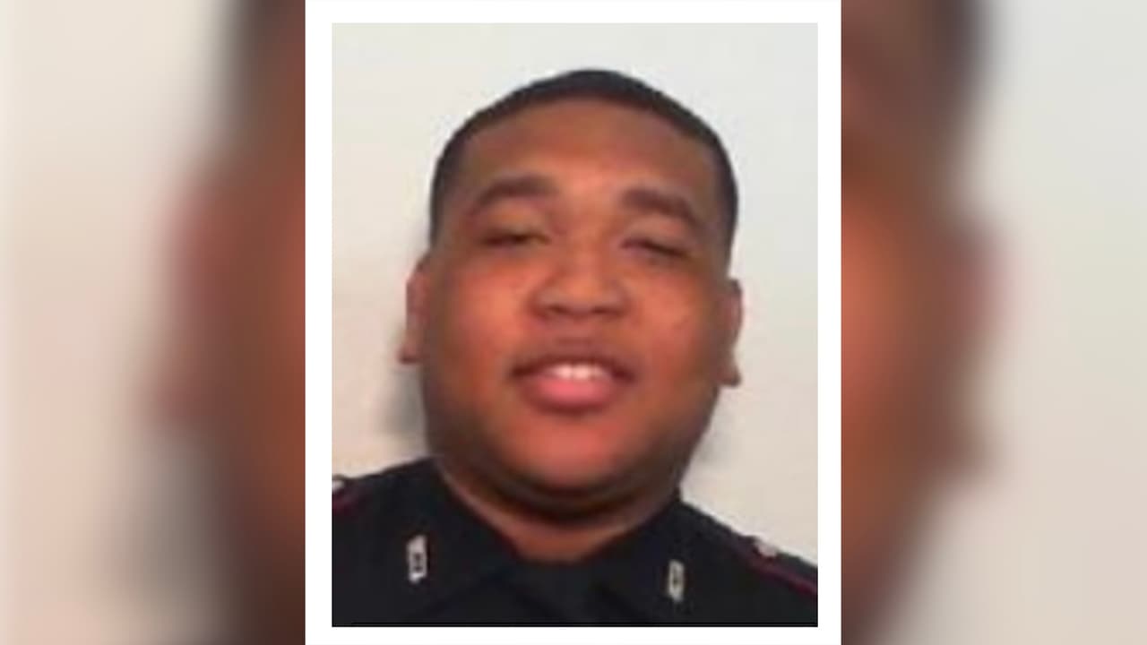 Otro oficial que responde al nombre de Jaqaim Barthen, de 26 años escuchó los disparos llegó corriendo para ayudar y fue alcanzado por las balas en un pie.