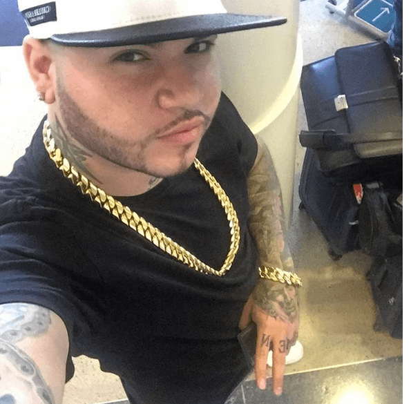 El cantante nominado a los PJ 2019 en la categoría 'Canción por el carro' lanzó al mercado una línea de relojes de lujo llamada 'Carbon Fiber Watches'.