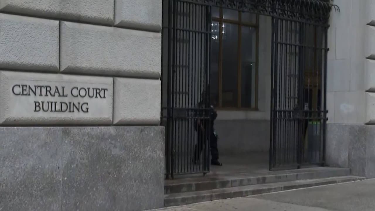 Policía de Nueva York es arrestado y acusado de abusar sexualmente de una menor: estos son los cargos