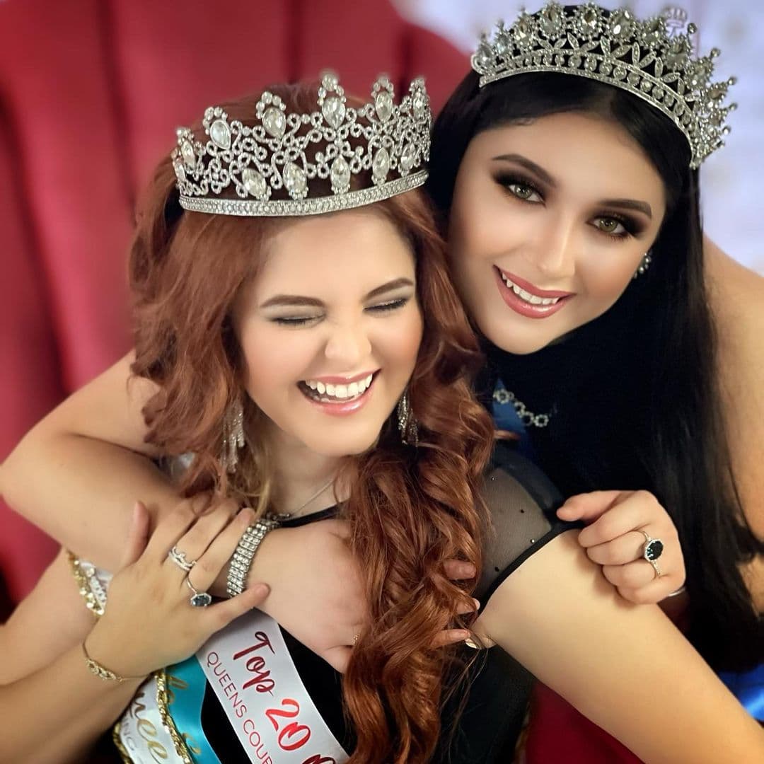 Allisson Lozz se ha convertido en líder de ventas de la compañía distribuidora de maquillaje y actualmente tiene a su cargo un equipo de más de 200 mujeres en Estados Unidos, Puerto Rico y México.