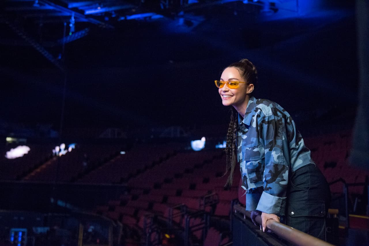 El poder de un sueño. 
<br>Sharlene siempre se ha mantenido enfocada en su meta como artista. 
<br>