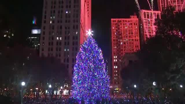 Desde el 19 de noviembre, 
<b>Millennium Park</b> dispuso de la iluminación del Árbol de Navidad, algo que no había tenido asistencia debido a la pandemia.