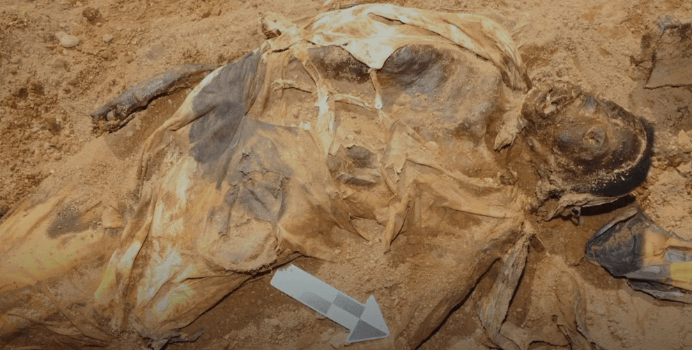 Imagen del cuerpo al poco de ser descubierto.