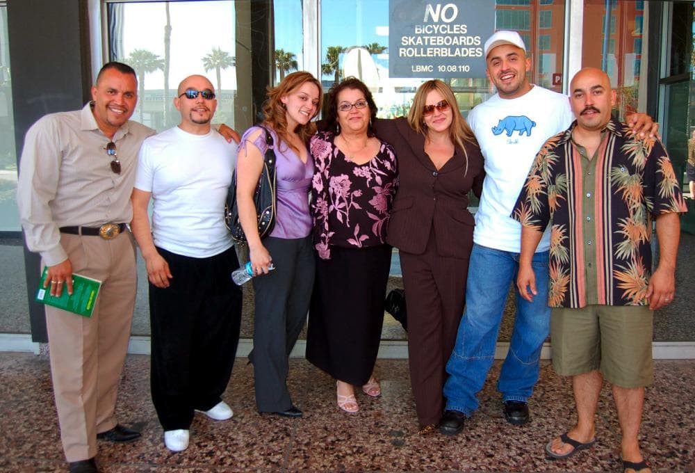 El segundo 'rebelde' es Lupillo Rivera, el cantante que forma parte de la familia Rivera y quien además de su gran inicio en la música regional mexicana, se ha metido en varios problemas por su carácter, principalmente con sus hermanos, padres y sobrinas.