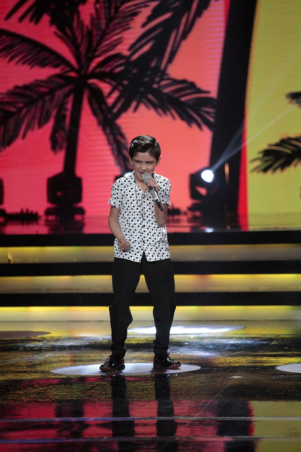 En los otros dos shows, el participante cantó 'Es mejor así' de Cristian y 'Corazón en la maleta' de Luis Fonsi.