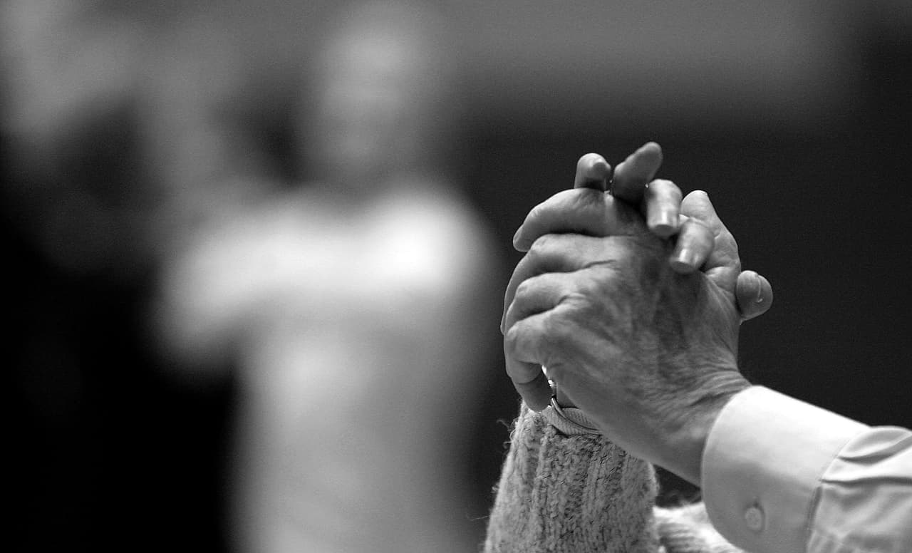 Servicio de citas para ancianos que desean tener sexo en El Bronx