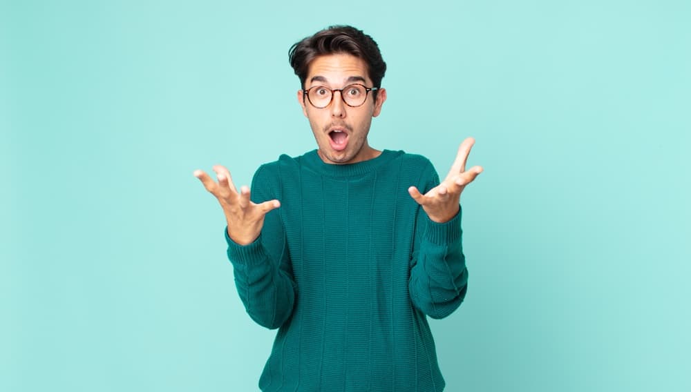 <h3 class="cms-H3-H3">ACUARIO EN EL MES DE CAPRICORNIO 2021</h3>
<br>Suele decirse que este mes en el de preámbulo de tu ciclo de cumpleaños y desde ahora con la influencia de tu regente Urano, el tránsito de Saturno por tu signo y otros textiles planetarios, sentirás todo en las nubes. Pasarán cosas que te sacarán de onda, imprevistas. 
<br>