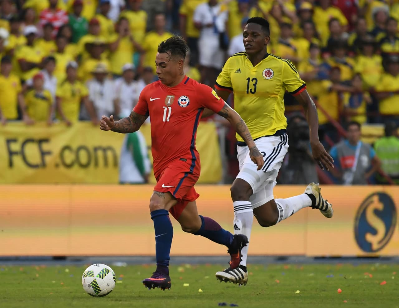 Eso sí, es difícil tomarlo por sorpresa gracias a su velocidad, la misma que por su tranco largo le da una ventaja sobre muchos delanteros.