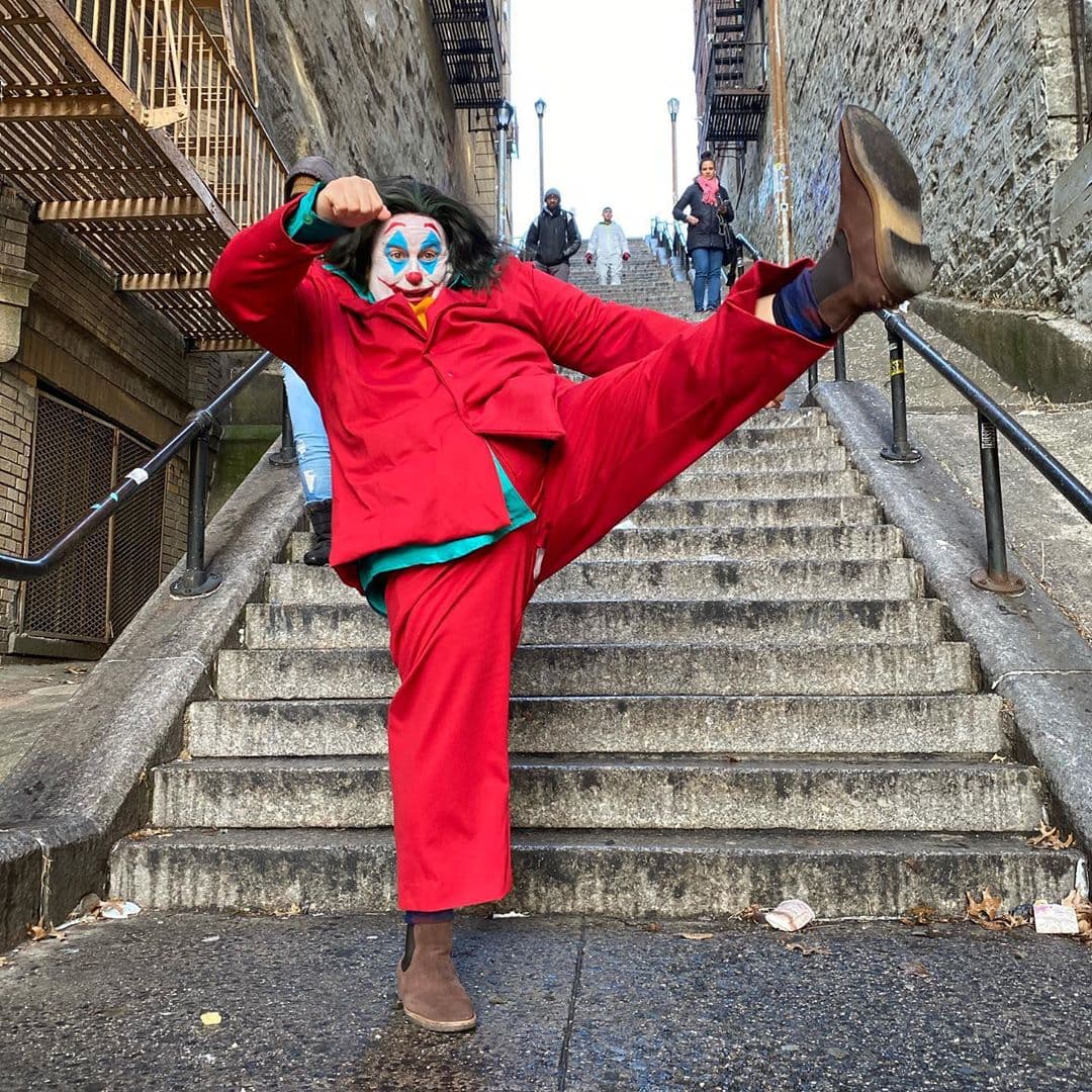 Su vestuario y maquillaje se convirtieron en uno de los 
<b><a href="https://www.univision.com/shows/el-gordo-y-la-flaca/a-raul-de-molina-se-le-rompio-el-pantalon-al-imitar-a-joker-y-un-par-de-famosas-lo-notaron-fotos">favoritos para Halloween</a></b>. Así lo demostró, por ejemplo, Raúl de Molina al elegir ese disfraz para la pasada Noche de Brujas.