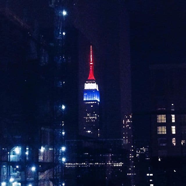 Por su parte el presidente de Estados Unidos, Barack Obama dijo: "Esto es un ataque no sólo a Francia y a los franceses, es un ataque a toda la humanidad".